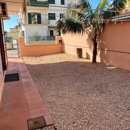 House Downtown Apartment